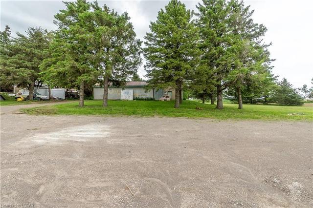 594443 Highway 59, House detached with 3 bedrooms, 1 bathrooms and 40 parking in Norwich ON | Image 18