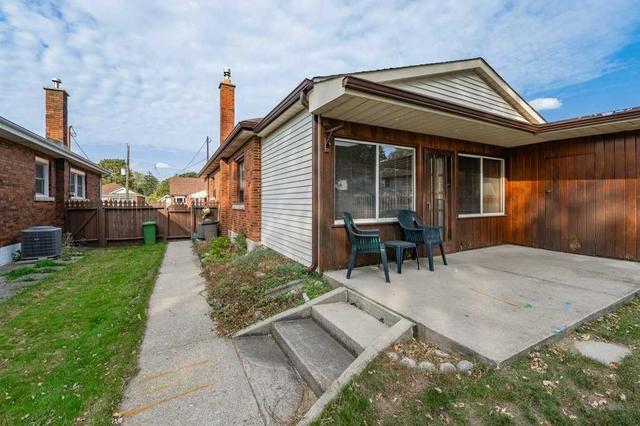 940 Brucedale Ave E, House detached with 3 bedrooms, 2 bathrooms and 3 parking in Hamilton ON | Image 33