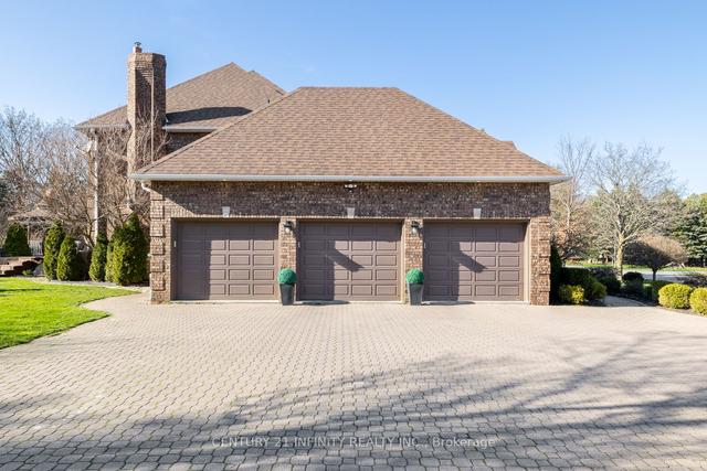 10 Prince Rupert Dr, House detached with 4 bedrooms, 4 bathrooms and 15 parking in Clarington ON | Image 36