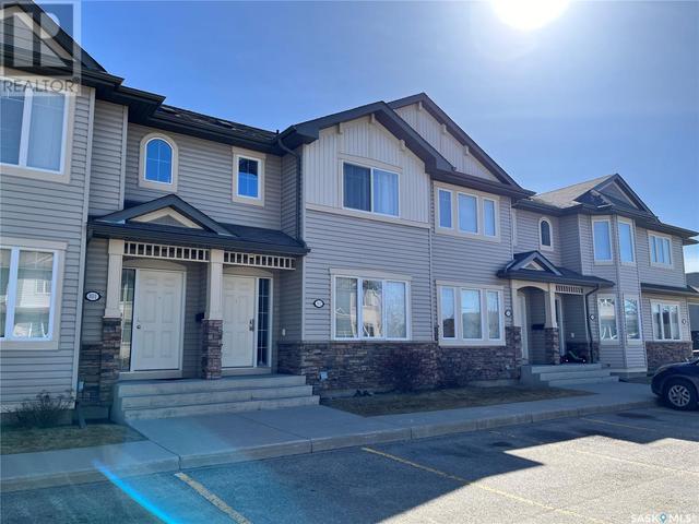302 - 415 Lynd Crescent, House attached with 3 bedrooms, 2 bathrooms and null parking in Saskatoon SK | Image 2
