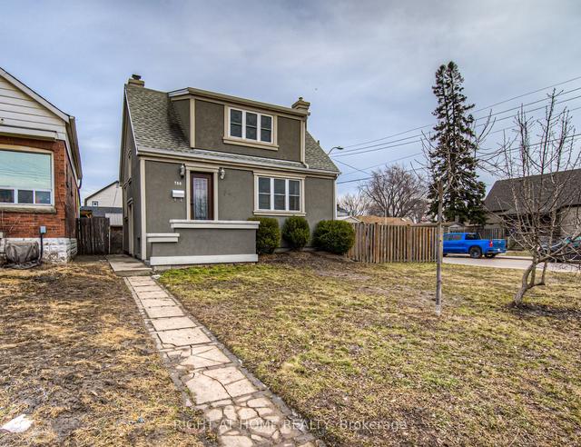 750 Burgess Ave, House detached with 3 bedrooms, 1 bathrooms and 3 parking in Hamilton ON | Image 17