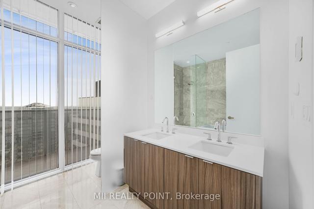 ph205 - 88 Harbour St, Condo with 3 bedrooms, 3 bathrooms and 2 parking in Toronto ON | Image 32