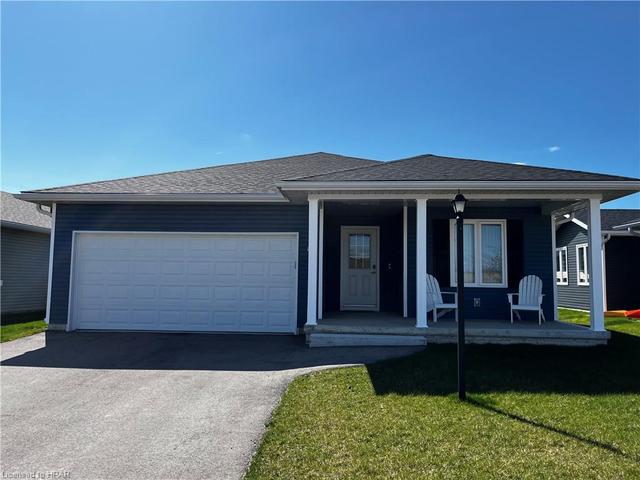 9 Sweet Water Drive N, House detached with 2 bedrooms, 2 bathrooms and 3 parking in Ashfield Colborne Wawanosh ON | Image 1