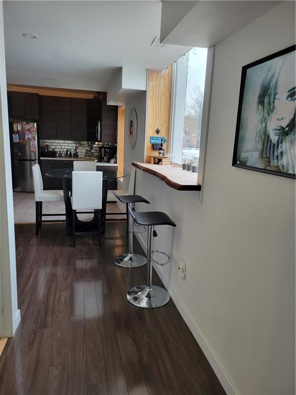 1 - 14 Cross Street, Condo with 2 bedrooms, 1 bathrooms and 1 parking in Hamilton ON | Image 4