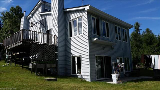379 Old Fogie Lane, House detached with 2 bedrooms, 1 bathrooms and null parking in Timiskaming, Unorganized, West Part ON | Image 3