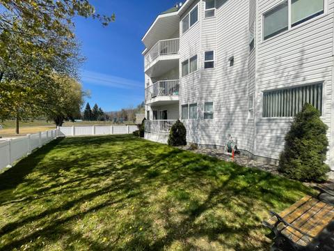 305 - 7140 4th Street, Condo with 2 bedrooms, 2 bathrooms and 1 parking in Grand Forks BC | Card Image