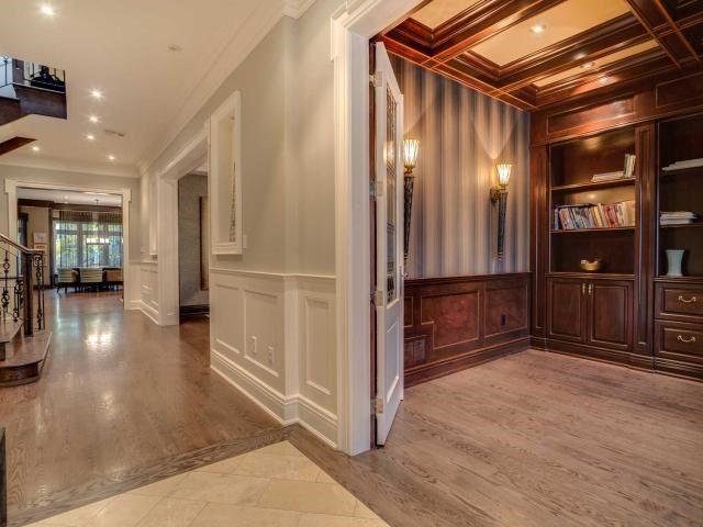 47 Lurgan Dr, House detached with 4 bedrooms, 7 bathrooms and 4 parking in Toronto ON | Image 3