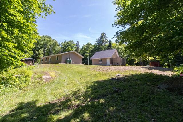 50 Hughes Rd, House detached with 2 bedrooms, 1 bathrooms and 6 parking in Huntsville ON | Image 24