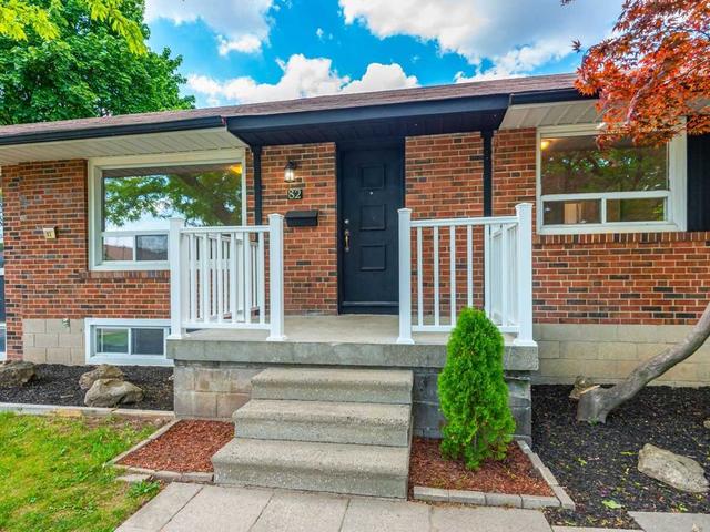 82 Pachino Blvd, House detached with 3 bedrooms, 3 bathrooms and 3 parking in Toronto ON | Image 12