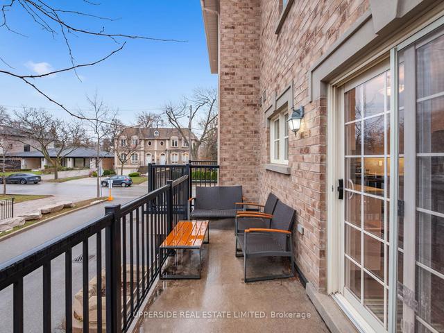 2675a Bathurst St, House attached with 4 bedrooms, 3 bathrooms and 1 parking in Toronto ON | Image 9