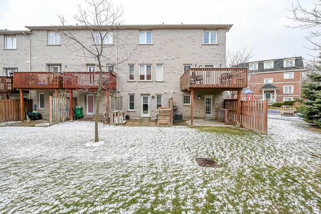 162 - 435 Hensall Circ, Townhouse with 2 bedrooms, 2 bathrooms and 2 parking in Mississauga ON | Image 27