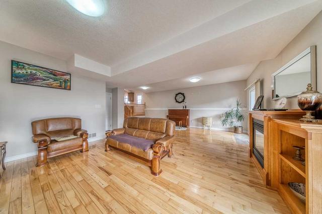 1359 South Wenige Dr, House detached with 3 bedrooms, 3 bathrooms and 4 parking in London ON | Image 13