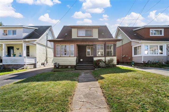 5406 Maple Street, House detached with 2 bedrooms, 1 bathrooms and 3 parking in Niagara Falls ON | Image 12