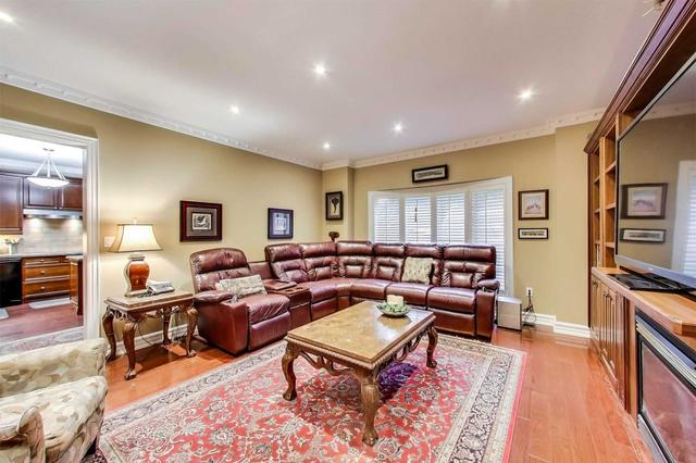 52 Denvale Rd, House detached with 4 bedrooms, 5 bathrooms and 4 parking in Toronto ON | Image 3