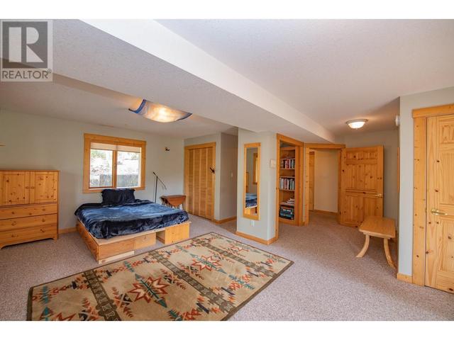 1195 Sugar Lake Road, House detached with 2 bedrooms, 2 bathrooms and 15 parking in North Okanagan E BC | Image 35