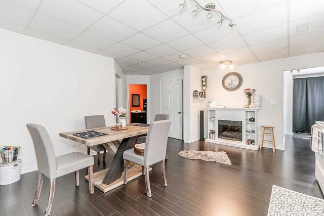 242 Johnson St, House detached with 3 bedrooms, 3 bathrooms and 4 parking in Barrie ON | Image 17