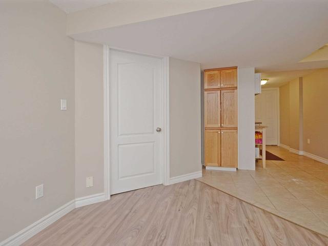 51 Hasler Cres, House attached with 3 bedrooms, 4 bathrooms and 3 parking in Guelph ON | Image 28