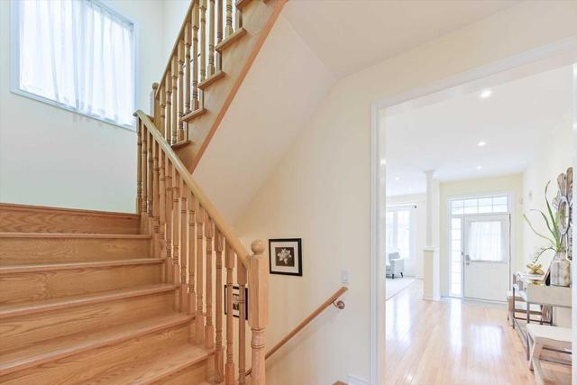 49 Silkgrove Terr, House detached with 4 bedrooms, 4 bathrooms and 3 parking in Markham ON | Image 3