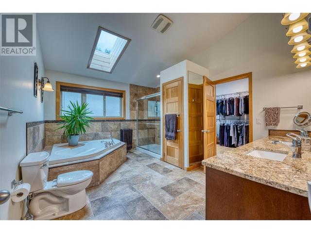 7390 Fintry Delta Road, House detached with 3 bedrooms, 3 bathrooms and 8 parking in Central Okanagan West BC | Image 22