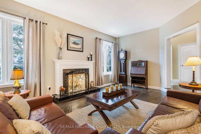 1060 Stonehaven Ave, House detached with 4 bedrooms, 4 bathrooms and 6 parking in Newmarket ON | Image 37