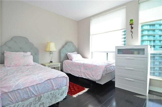 Lph2 - 23 Lorraine Dr, Condo with 4 bedrooms, 3 bathrooms and 2 parking in Toronto ON | Image 17
