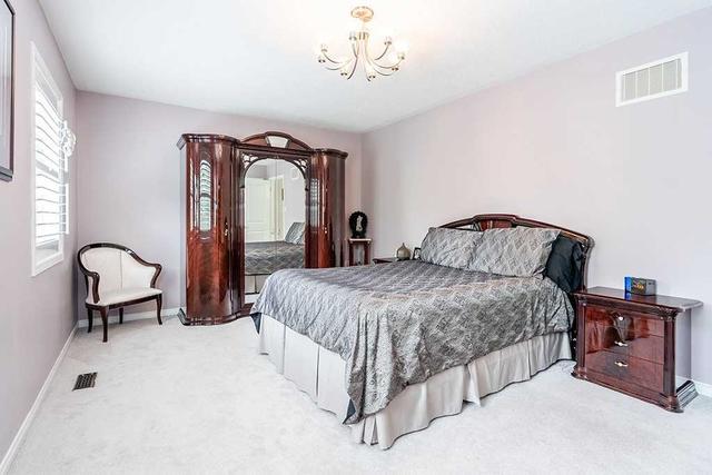 1033 Abram Crt, House detached with 3 bedrooms, 3 bathrooms and 6 parking in Innisfil ON | Image 24