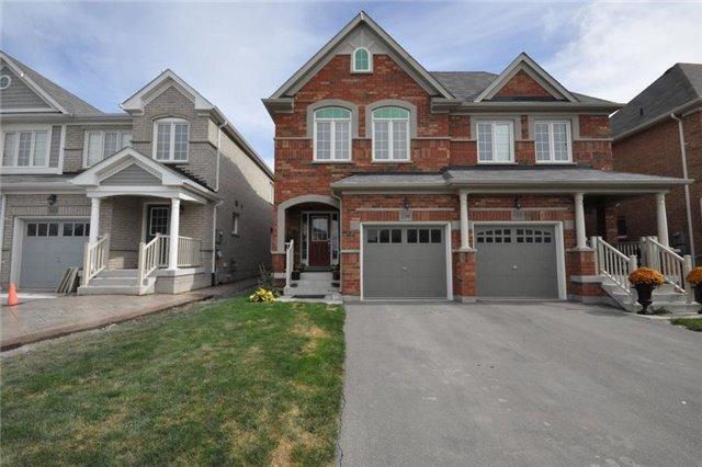 139 Russel Dr, House semidetached with 4 bedrooms, 3 bathrooms and 2 parking in Bradford West Gwillimbury ON | Image 1