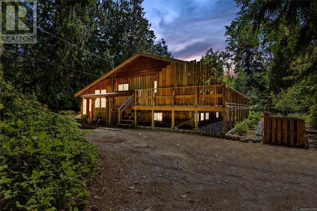 500 Smelt Bay Rd, House detached with 4 bedrooms, 2 bathrooms and 4 parking in Strathcona B BC | Image 35