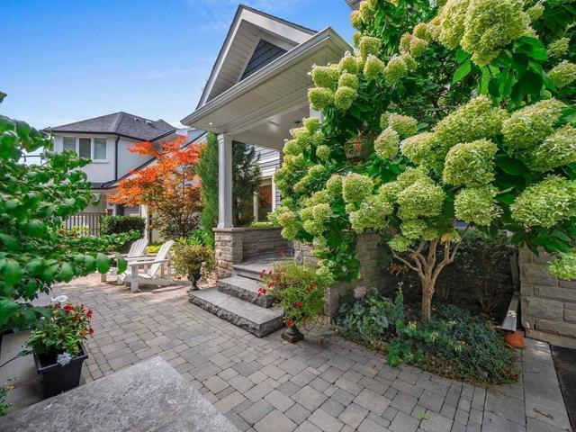 393 Pine Ave, House detached with 4 bedrooms, 4 bathrooms and 4 parking in Oakville ON | Image 23