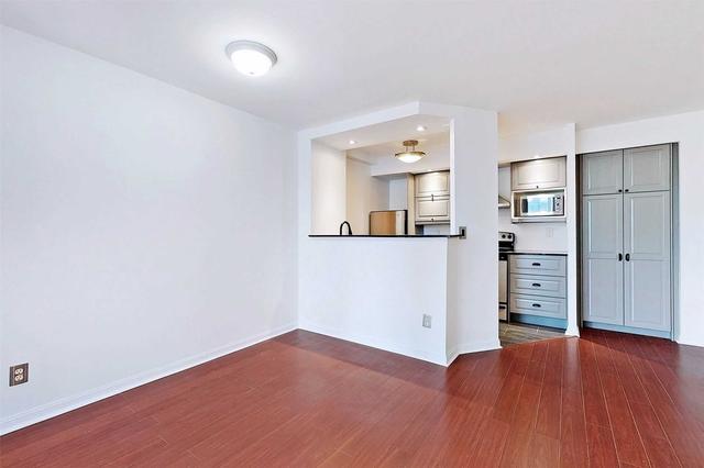 908 - 24 Wellesley St W, Condo with 1 bedrooms, 1 bathrooms and 0 parking in Toronto ON | Image 39