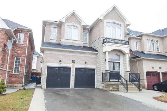 104 Watsonbrook Dr, House detached with 4 bedrooms, 6 bathrooms and 4 parking in Brampton ON | Image 2