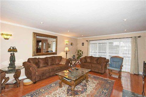 356 Karen Park Cres, House detached with 3 bedrooms, 2 bathrooms and 4 parking in Mississauga ON | Image 7