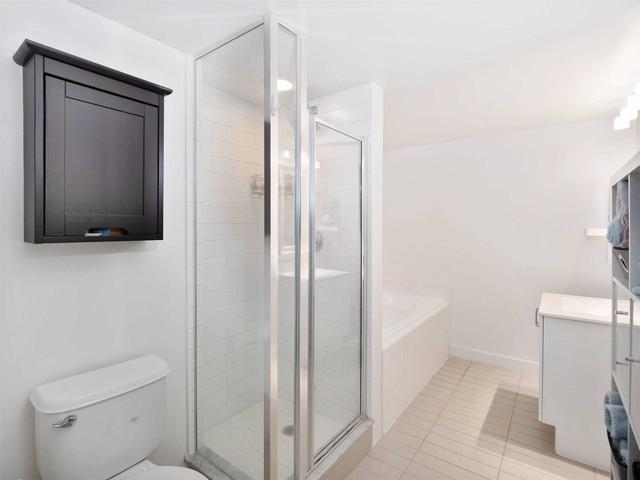 1709 - 155 Legion Rd N, Condo with 1 bedrooms, 2 bathrooms and 1 parking in Toronto ON | Image 3