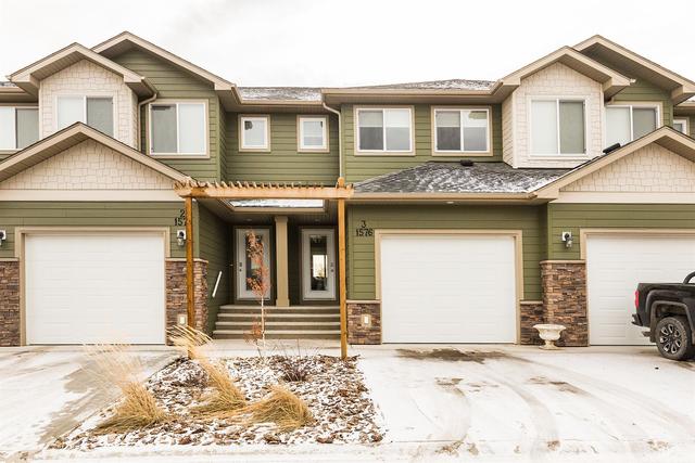 3 - 1576 Stafford Drive N, Home with 2 bedrooms, 3 bathrooms and 2 parking in Lethbridge AB | Image 1