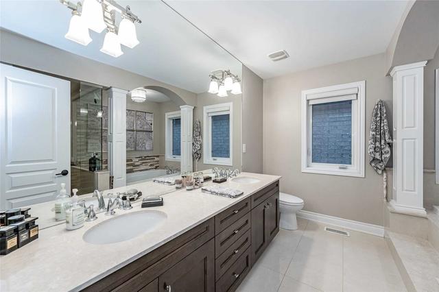 2331 Wuthering Heights Way, House attached with 3 bedrooms, 4 bathrooms and 4 parking in Oakville ON | Image 18