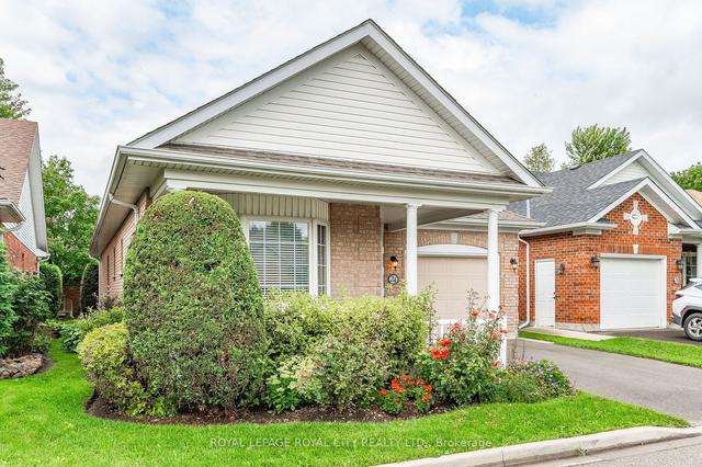 24 Beechlawn Blvd, Home with 2 bedrooms, 3 bathrooms and 3 parking in Guelph ON | Image 34