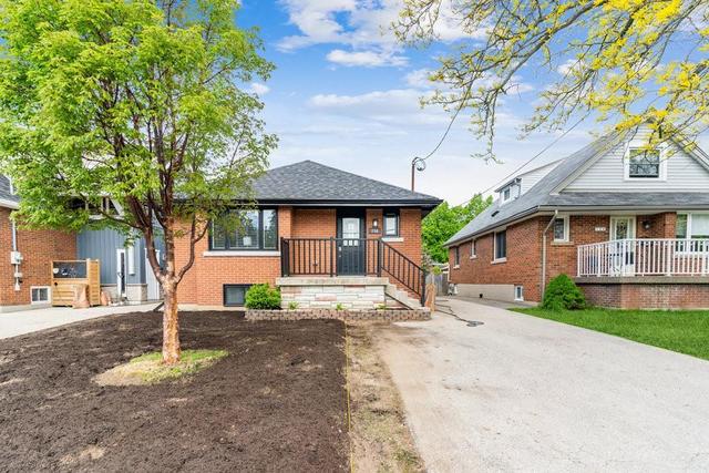 upper - 156 East 42nd Street, House detached with 3 bedrooms, 1 bathrooms and 1 parking in Hamilton ON | Image 3