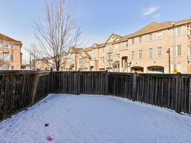 91 Bernard Ave, House attached with 3 bedrooms, 4 bathrooms and 2 parking in Brampton ON | Image 27