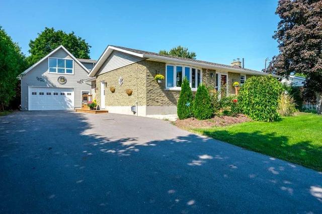 830 Frank Hill Rd, House detached with 2 bedrooms, 2 bathrooms and 12 parking in Kawartha Lakes ON | Image 37