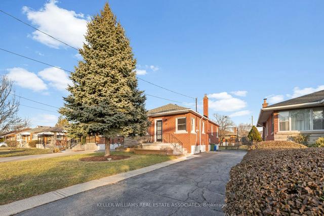67 East 44th St, House detached with 2 bedrooms, 3 bathrooms and 3 parking in Hamilton ON | Image 24