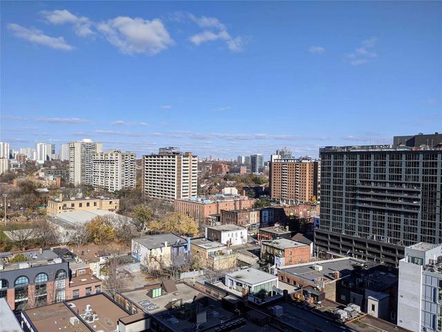 ph7 - 255 Richmond St E, Condo with 1 bedrooms, 1 bathrooms and 1 parking in Toronto ON | Image 3