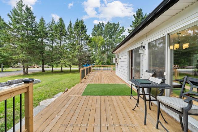 3 Campbell St, House detached with 2 bedrooms, 1 bathrooms and 10 parking in Kawartha Lakes ON | Image 19