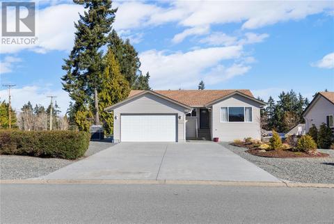 1003 Cardinal Way, House detached with 3 bedrooms, 2 bathrooms and 4 parking in Qualicum Beach BC | Card Image