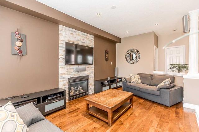 86 Joseph Cres, House detached with 3 bedrooms, 3 bathrooms and 6 parking in Barrie ON | Image 13