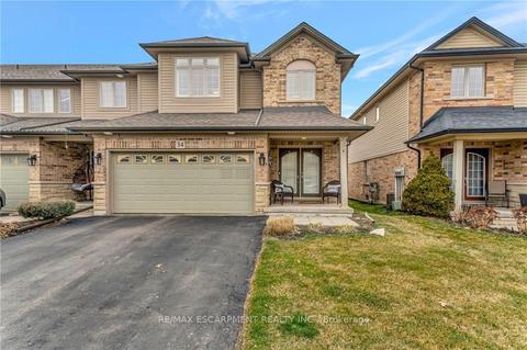 34 - 441 Stonehenge Dr, Townhouse with 3 bedrooms, 3 bathrooms and 4 parking in Hamilton ON | Card Image