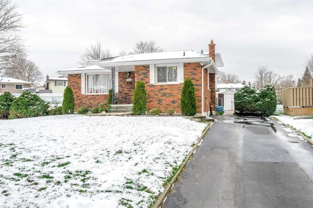 1015 Albany Crt, House detached with 3 bedrooms, 2 bathrooms and 3 parking in Peterborough ON | Image 12
