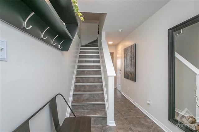 529 Simran Private, Townhouse with 2 bedrooms, 3 bathrooms and 2 parking in Ottawa ON | Image 8