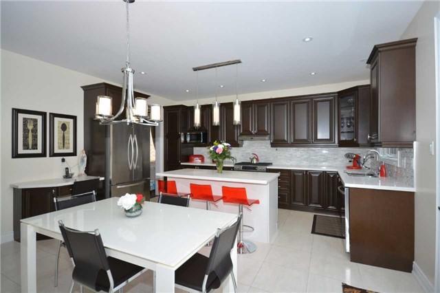 104 Lindbergh Dr, House detached with 4 bedrooms, 4 bathrooms and 4 parking in Vaughan ON | Image 10