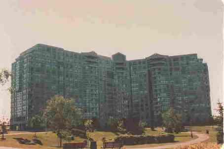lph11 - 7825 Bayview Ave N, Condo with 3 bedrooms, 3 bathrooms and 2 parking in Markham ON | Image 1