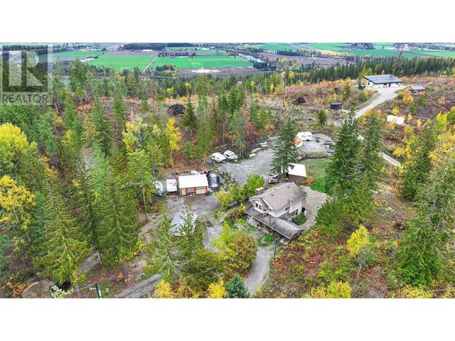 27 Nathan Road, House detached with 3 bedrooms, 2 bathrooms and 13 parking in North Okanagan F BC | Image 44